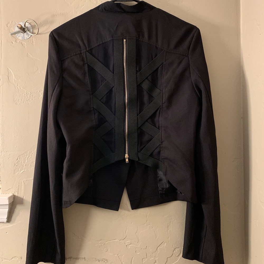 Cute jacket - Picture 2 of 3
